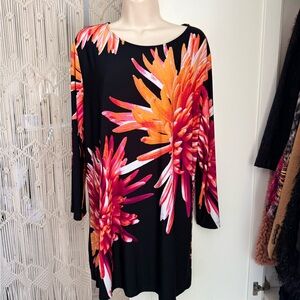 Black Floral Print Long-Sleeve Shift Dress $22